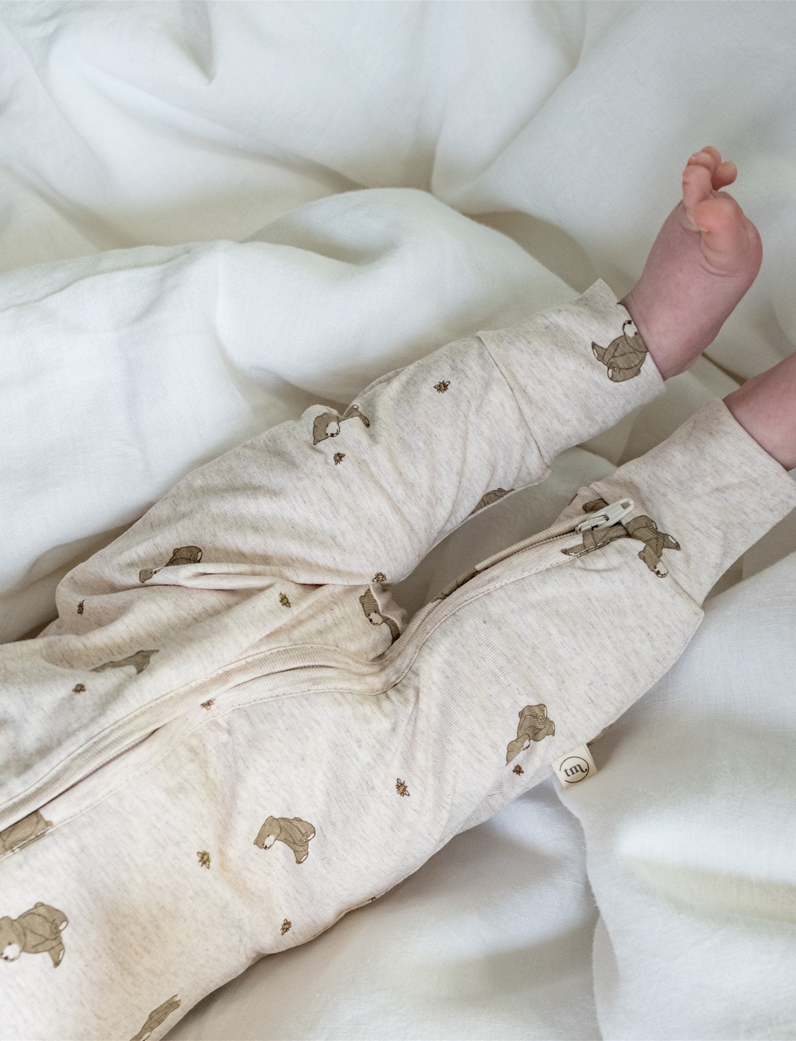 That's Mine Mathie onesie - Bees and bears - 95% Organic cotton / 5% Elastane Buy Tøj||Overdele||Onesies||Nattøj||Alle||Favoritter||personale||Bees and bears||Baby essentials||Influencer choice||alt minus sløjfe||NOOS||mette-sale||Black week - bundle 2||Jersey||Orderly Emails - Recommended Products||All here.