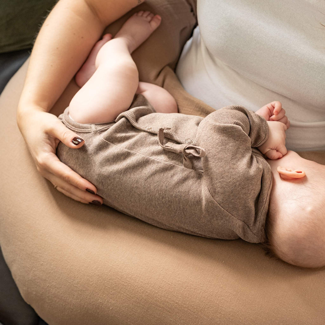 That's Mine Becca slå-om bodystocking - Brown melange - 95% Organic cotton / 5% Elastane Buy Tøj||Bodystockings||Undertøj||Alle||Favoritter||personale||Newborn essentials||Forår og sommer 2025||alt minus sløjfe||NOOS||ss25 noos||Olivia Salo - pusletaske edition||Brown melange||mette-sale||noos u. 350 here.