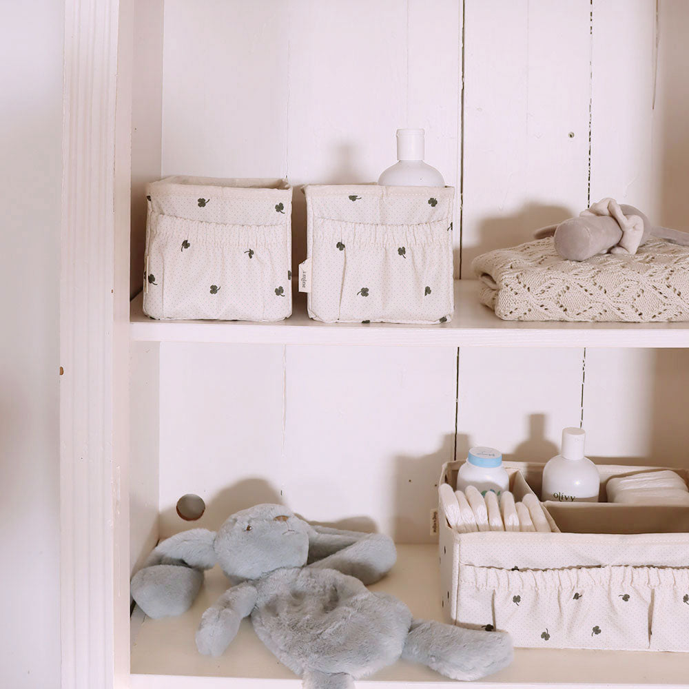 Lucy nursing organizer - Specks of luck