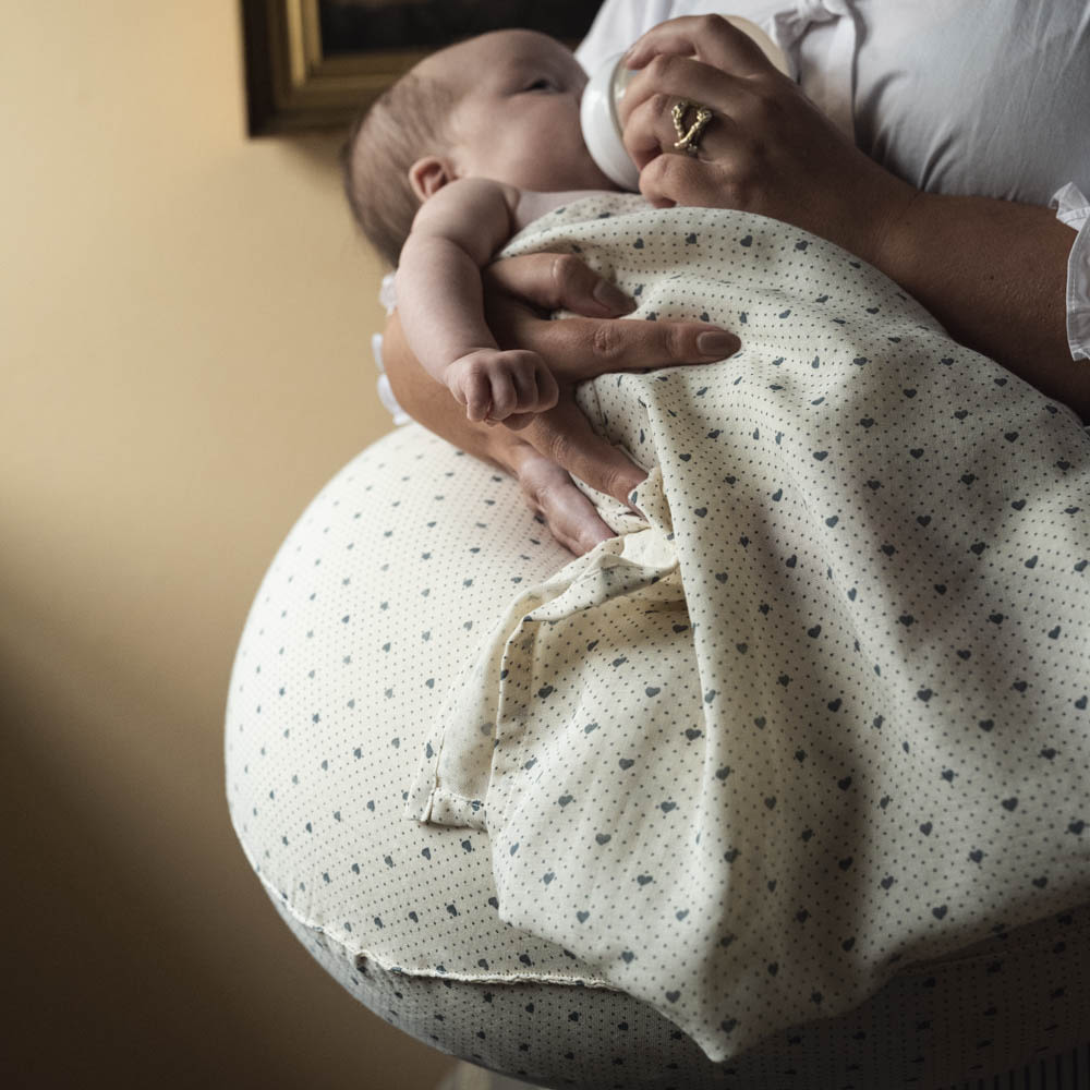 Moon nursing pillow - Lots of love sky